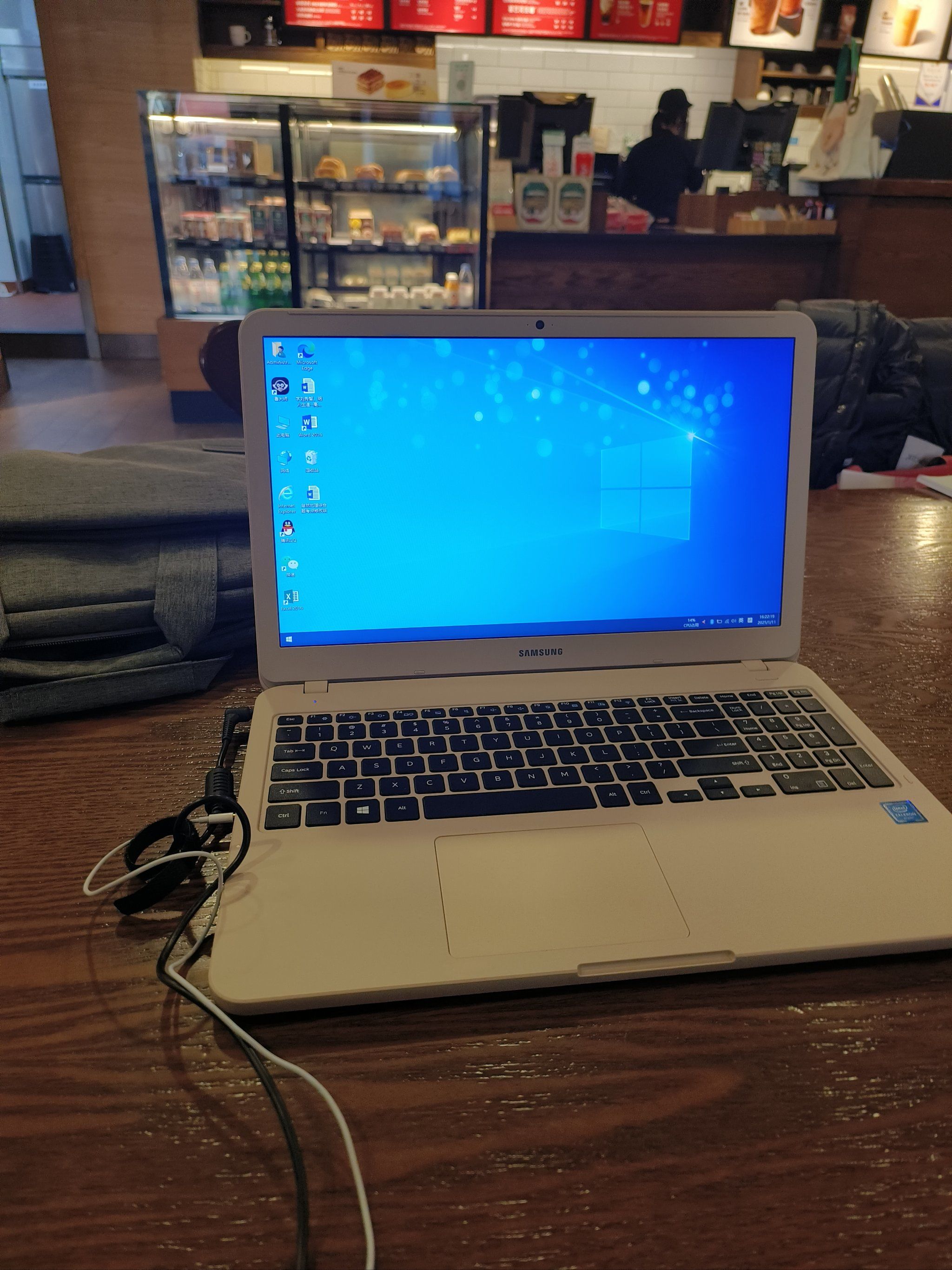 双电脑协同，高效工作日常的得力助手